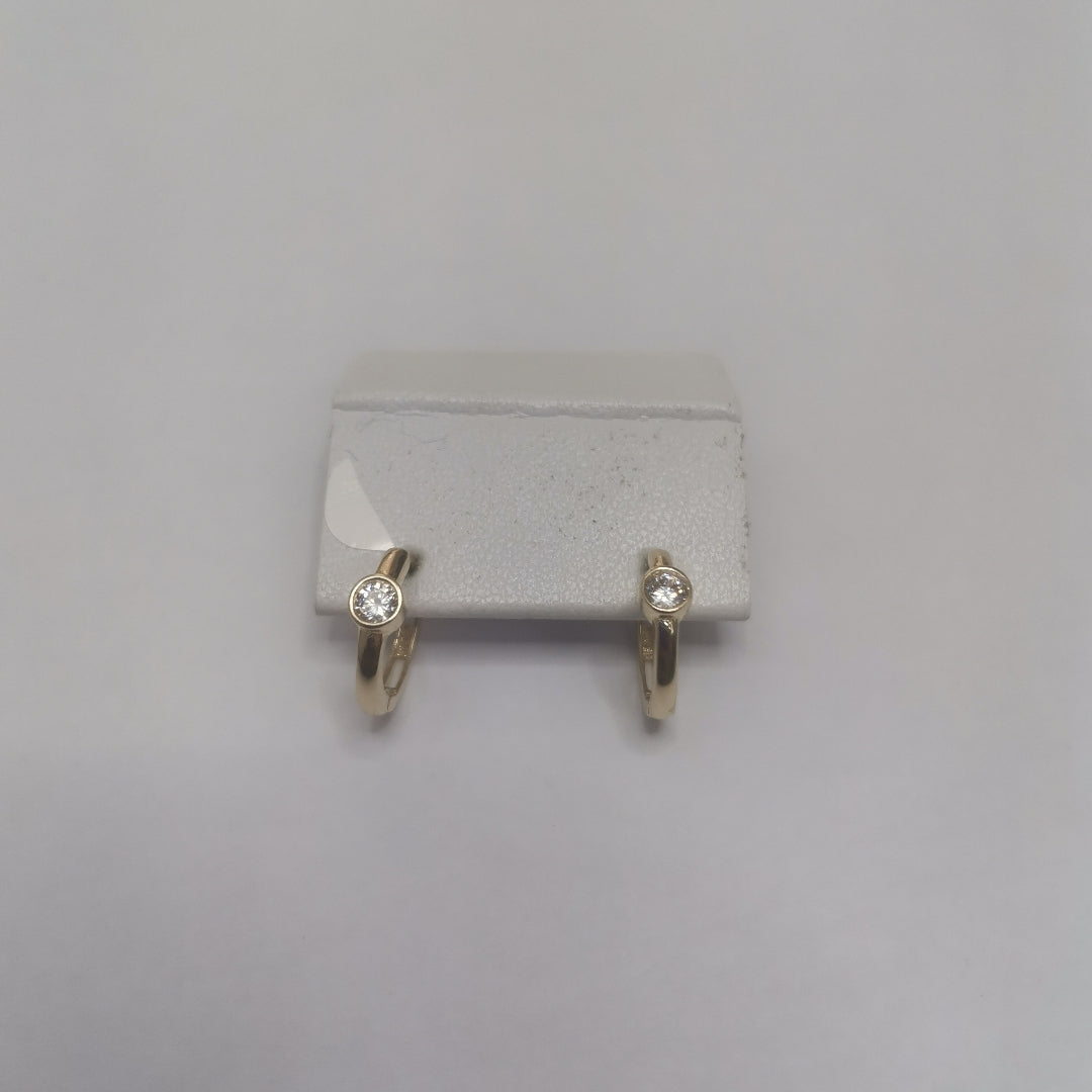 HUGGIES ORO 14K 1.4 (NUEVO)