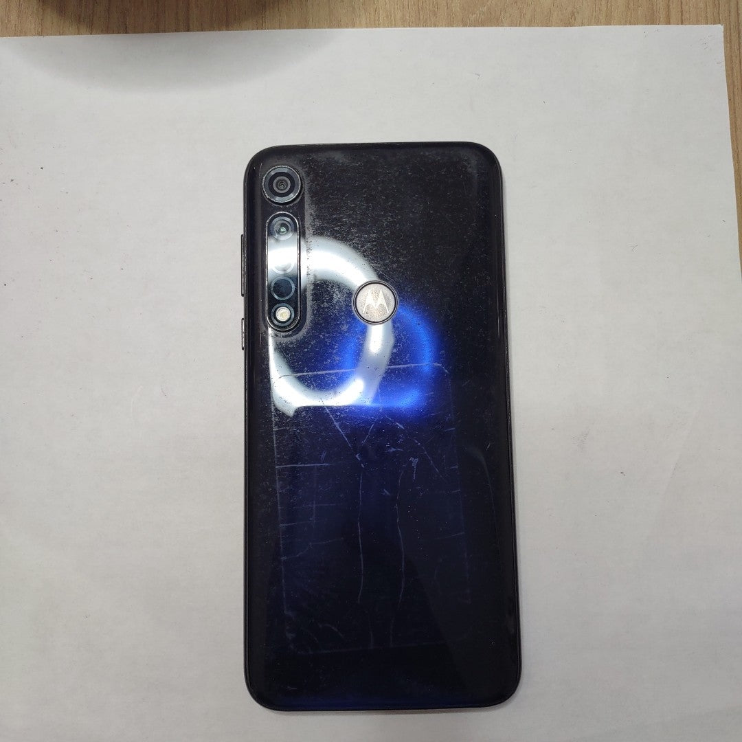 CELULAR MOTOROLA MOTO G8 PLUS XT2019-2 64 GB 4 GB RAM (SEMINUEVO)