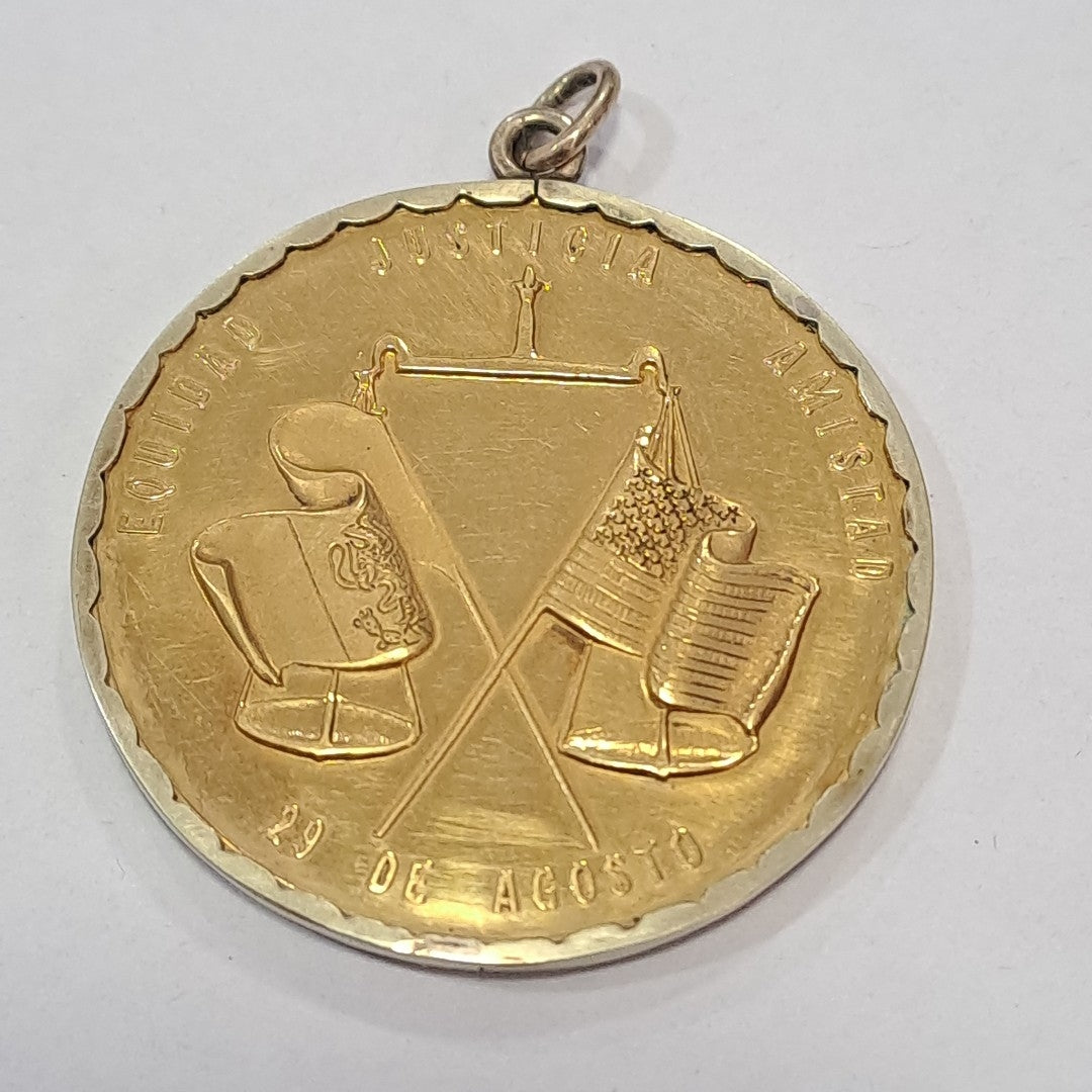 MEDALLA CONMEMORATIVA. ORO. 21 K 42.2 GRMS (SEMINUEVO)