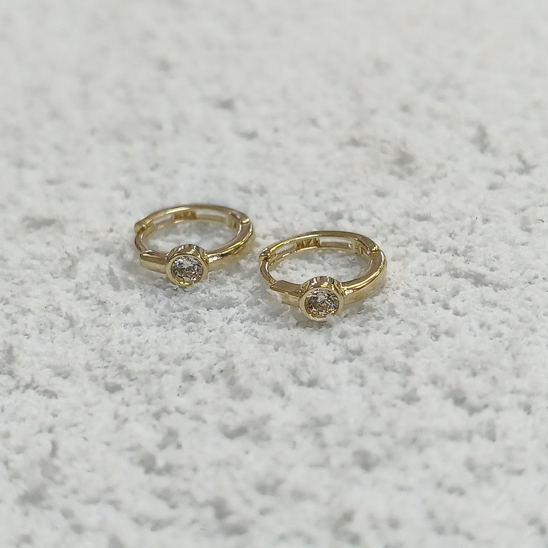 HUGGIES ORO 14K 1.4 (NUEVO)