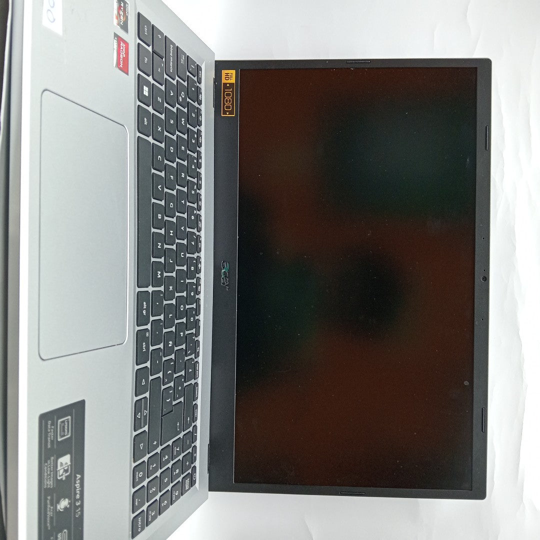 LAPTOP ACER ASPIRE 3 A315-24P-R841 (2023) 512 GB SSD 8 GB RAM (SEMINUEVO)