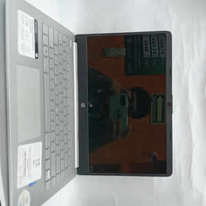 LAPTOP HP 14-DQ0527LA (2023) 256 GB SSD 8 GB RAM (SEMINUEVO)