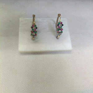 ARETES PAR. ORO. 14 K 6.8 GRMS (SEMINUEVO)