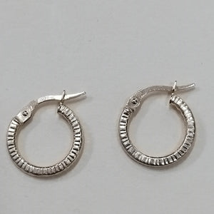 ARRACADAS PAR. ORO. 14 K 0.9 GRMS (SEMINUEVO)