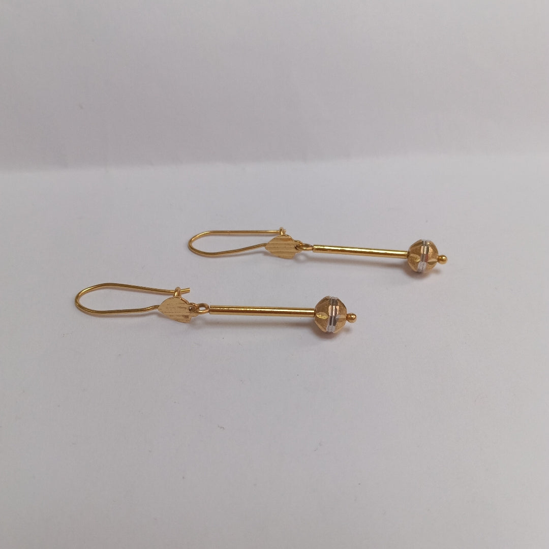 ARETES PAR. ORO. 10 K 4.6 GRMS (SEMINUEVO)