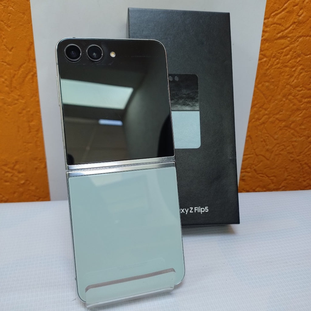 CELULAR SAMSUNG GALAXY Z FLIP 5 SM-F731B (2023) 256 GB 8 GB RAM