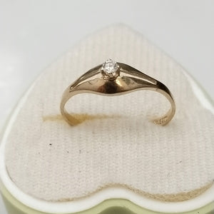 ANILLITO. ORO. 14 K 1.1 GRMS (SEMINUEVO)