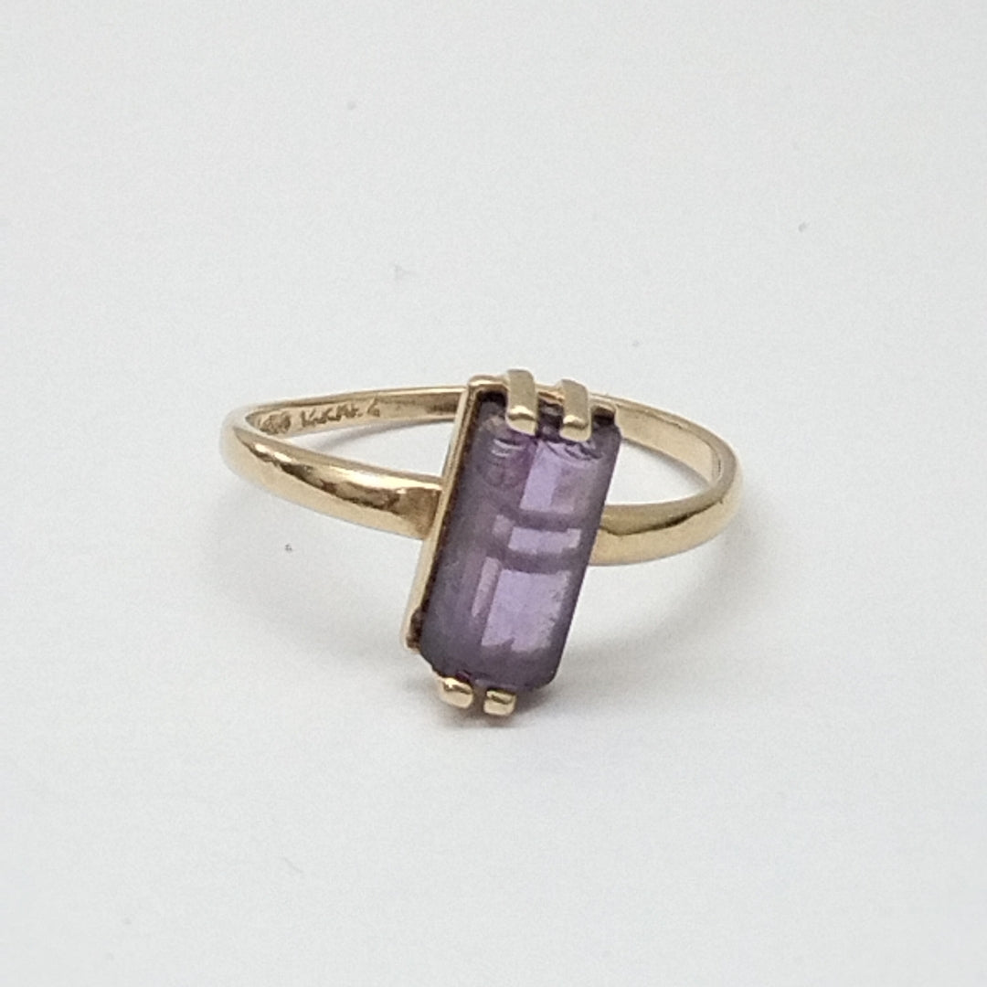 ANILLITO. ORO. 14 K 1.8 GRMS (SEMINUEVO)