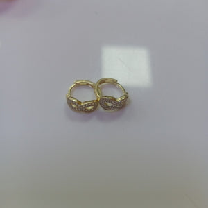 HUGGIES ORO 14K 1.8 (NUEVO)