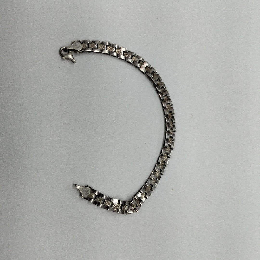 PULSERA. PLATA. 5.9 GRMS (SEMINUEVO)