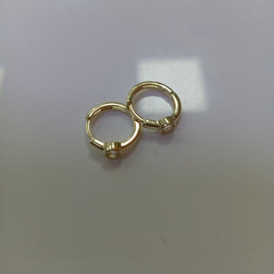 HUGGIES ORO 14K 1.5 (NUEVO)