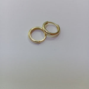 HUGGIES ORO 14K 1.5 (NUEVO)