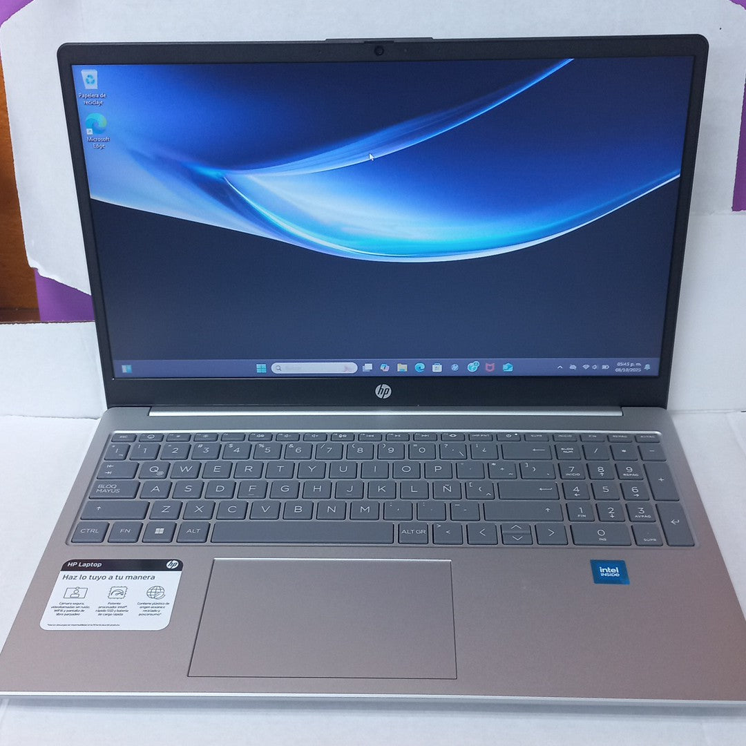 LAPTOP HP 15-FD0037LA  (2024) 512 GB SSD 8 GB RAM (SEMINUEVO)