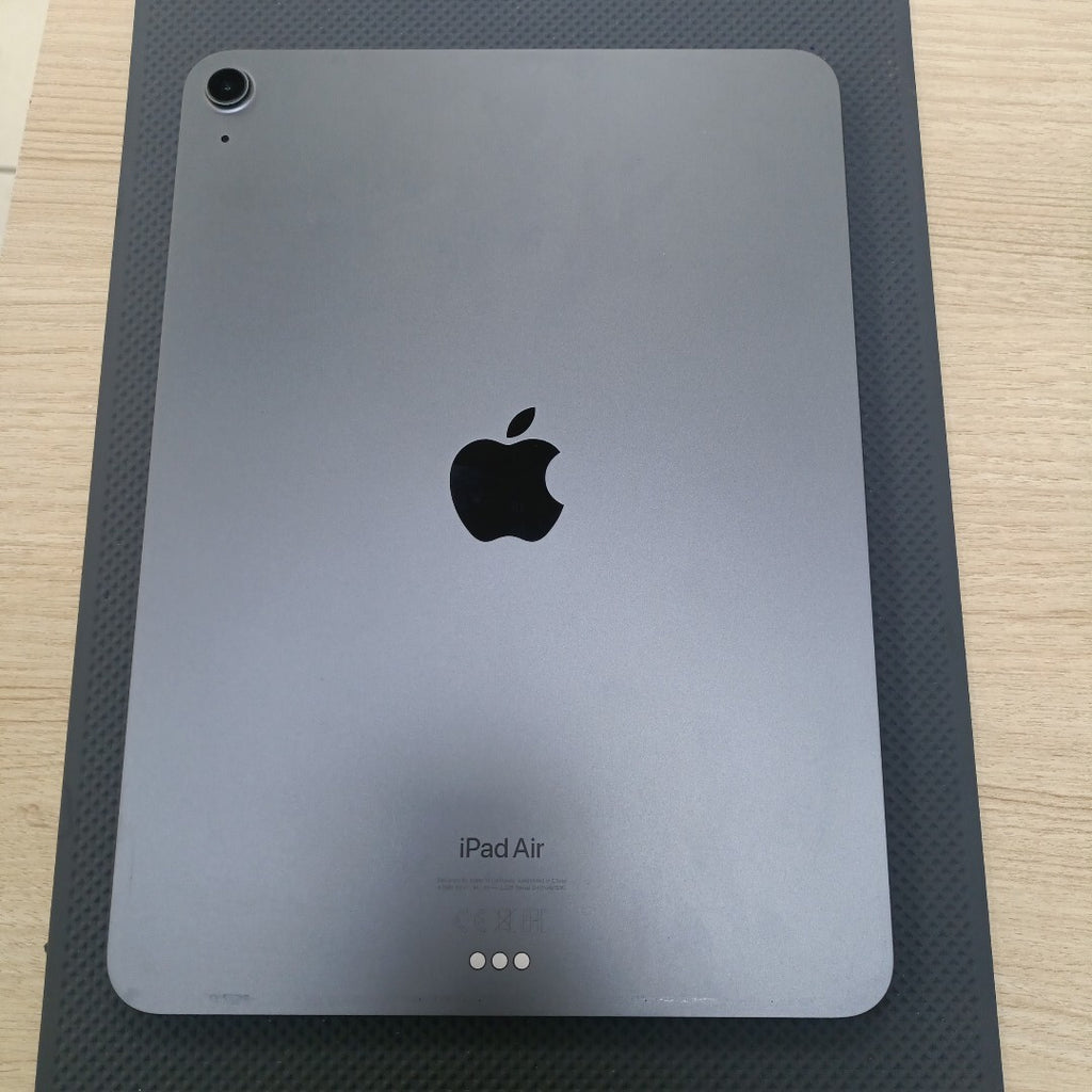 TABLETA APPLE IPAD AIR 5 A2588 64 GB 8 GB RAM (SEMINUEVO)