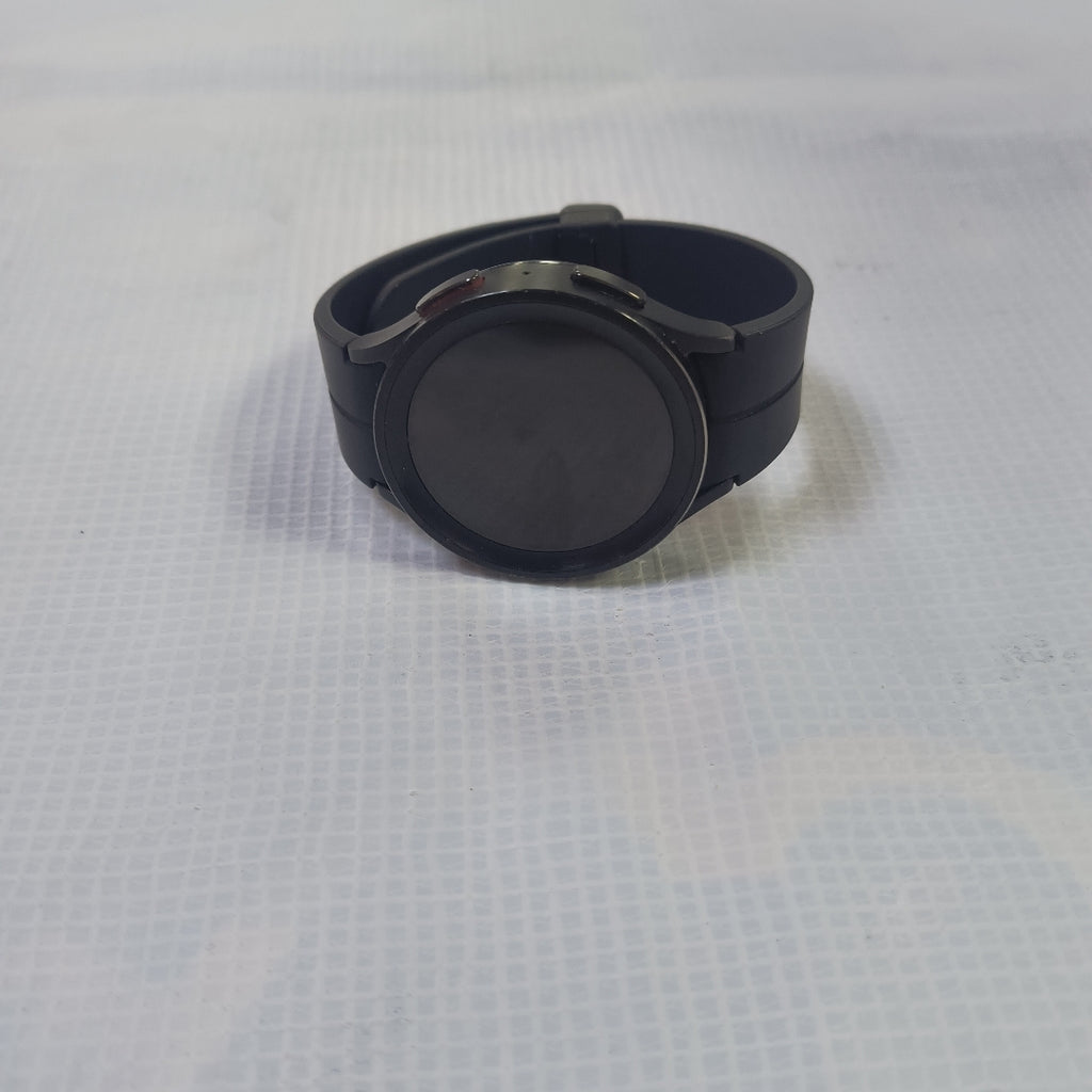SMARTWATCH SAMSUNG GALAXY WATCH 5 PRO SM-R920 45 MM GPS (SEMINUEVO)