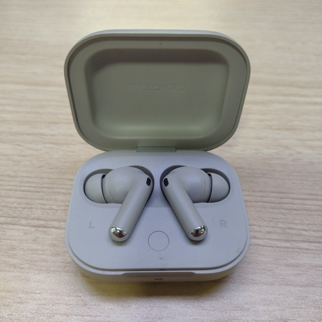 AUDIFONOS MOTOROLA MOTO BUDS+ INALAMBRICO IN EAR (SEMINUEVO)