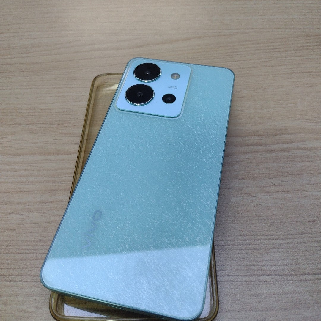 CELULAR VIVO Y36 V2247 256 GB 8 GB RAM (SEMINUEVO)