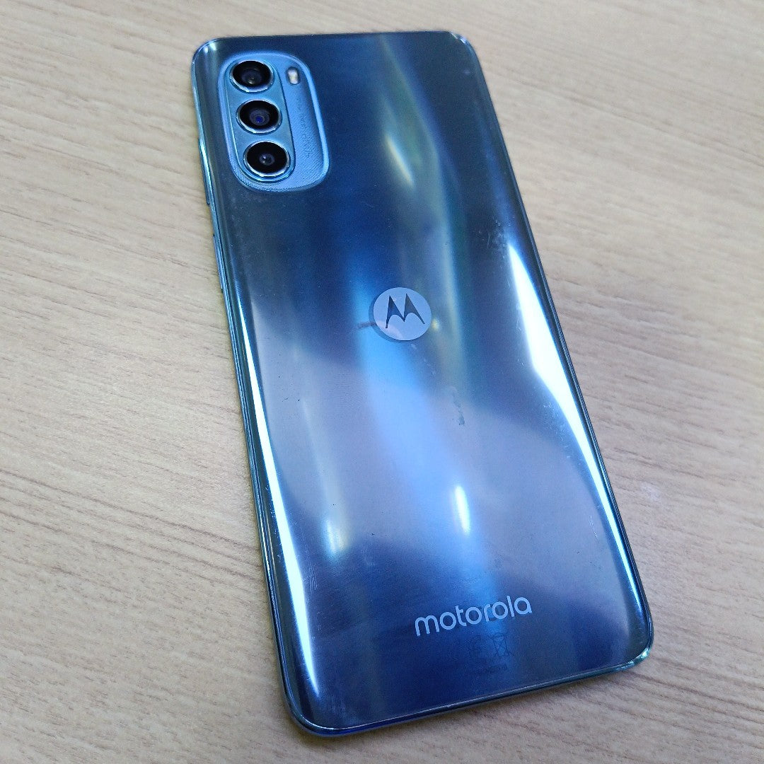 CELULAR MOTOROLA MOTO G52 XT2221-2 256 GB 6 GB RAM (SEMINUEVO)
