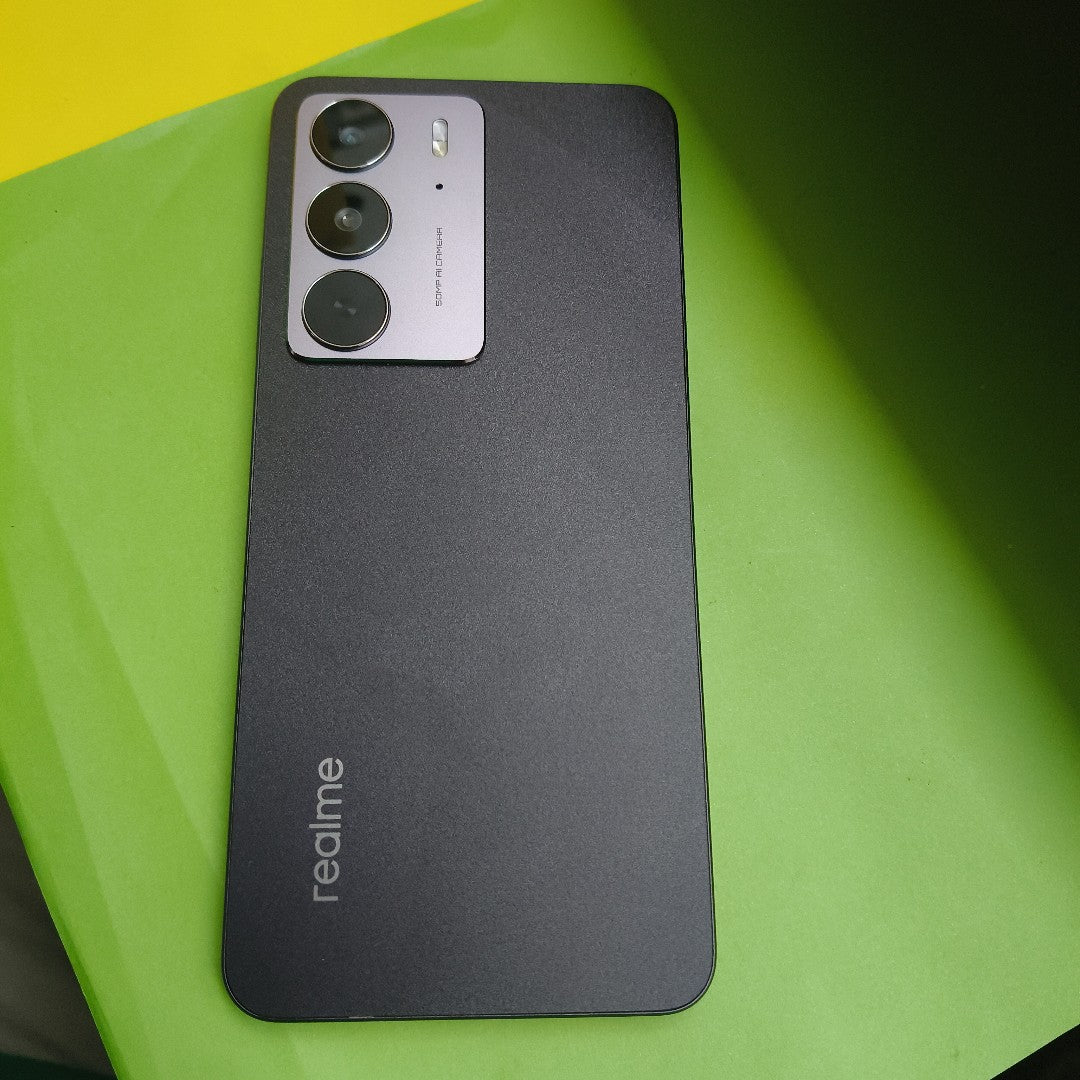 CELULAR REALME C75 RMX3941 (2025) 256 GB 8 GB RAM (SEMINUEVO)