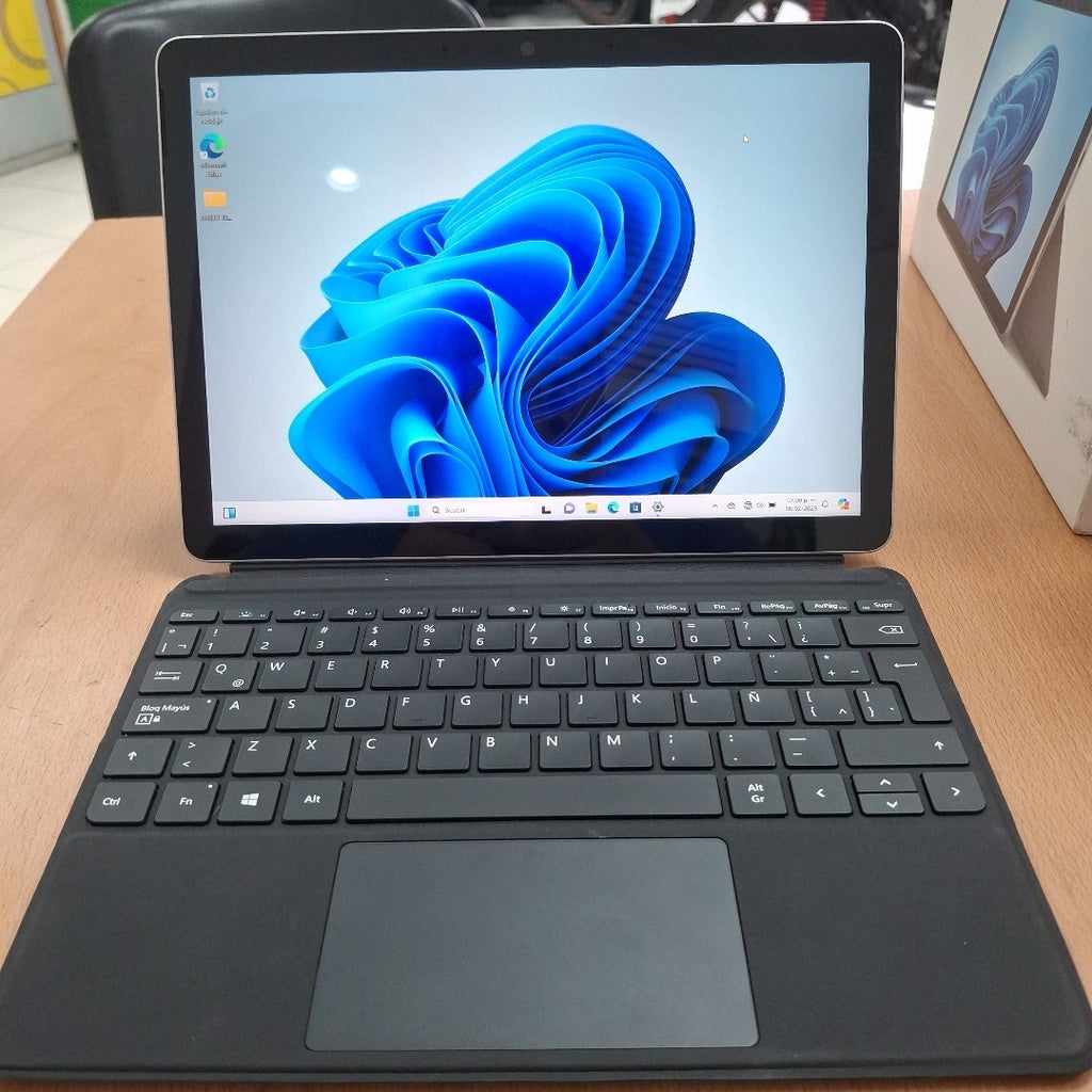 TABLETA MICROSOFT SURFACE GO 3 1901 (2 EN 2) (2022) 128 GB SSD 8 GB RAM (SEMINUEVO)