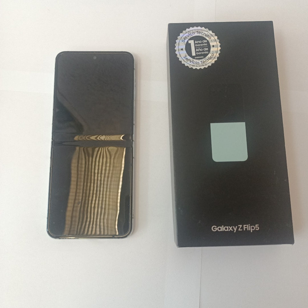 CELULAR SAMSUNG GALAXY Z FLIP 5 SM-F731B (2023) 512 GB 8 GB RAM (SEMINUEVO)