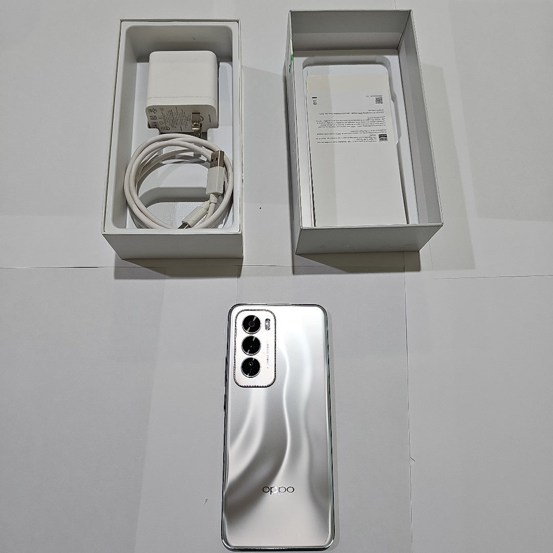 CELULAR OPPO   RENO12 5G CPH2625 (2024) 512 GB 12 GB RAM (SEMINUEVO)