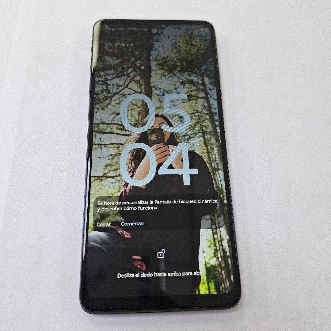 CELULAR MOTOROLA MOTO G24 XT2423-1 (2024) 256 GB 4 GB RAM (SEMINUEVO)