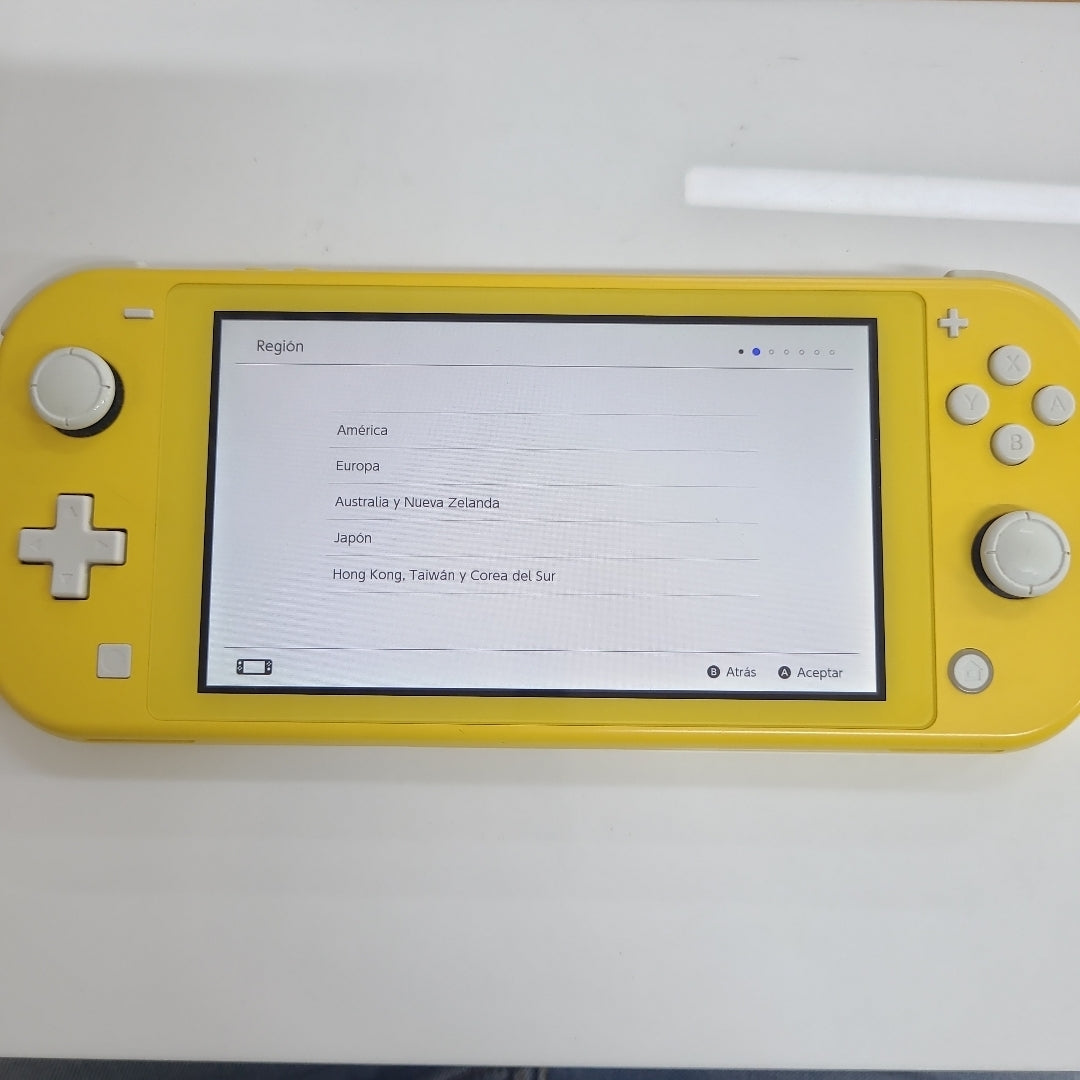 CONSOLA DE VIDEOJUEGO NINTENDO SWITCH LITE 32 GB (SEMINUEVO)