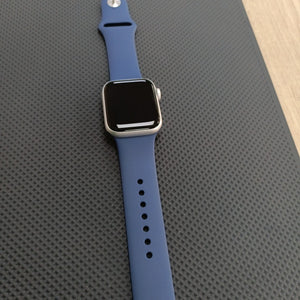 SMARTWATCH APPLE SE 2 ALUMINIO A2726 40 MM GPS + CELULAR (SEMINUEVO)