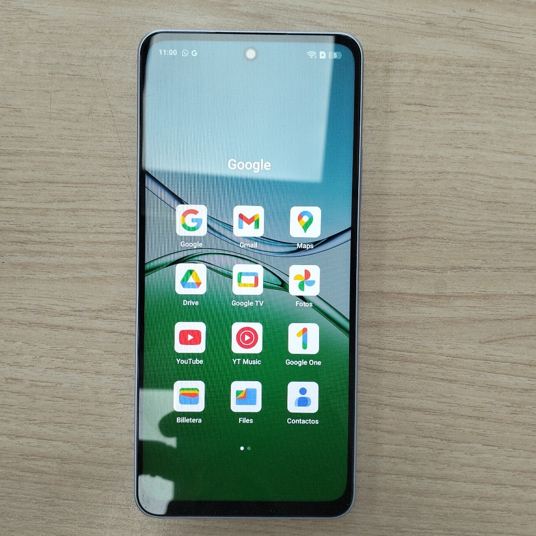 CELULAR OPPO  A5 PRO CPH2711 (2025) 256 GB 8 GB RAM (SEMINUEVO)