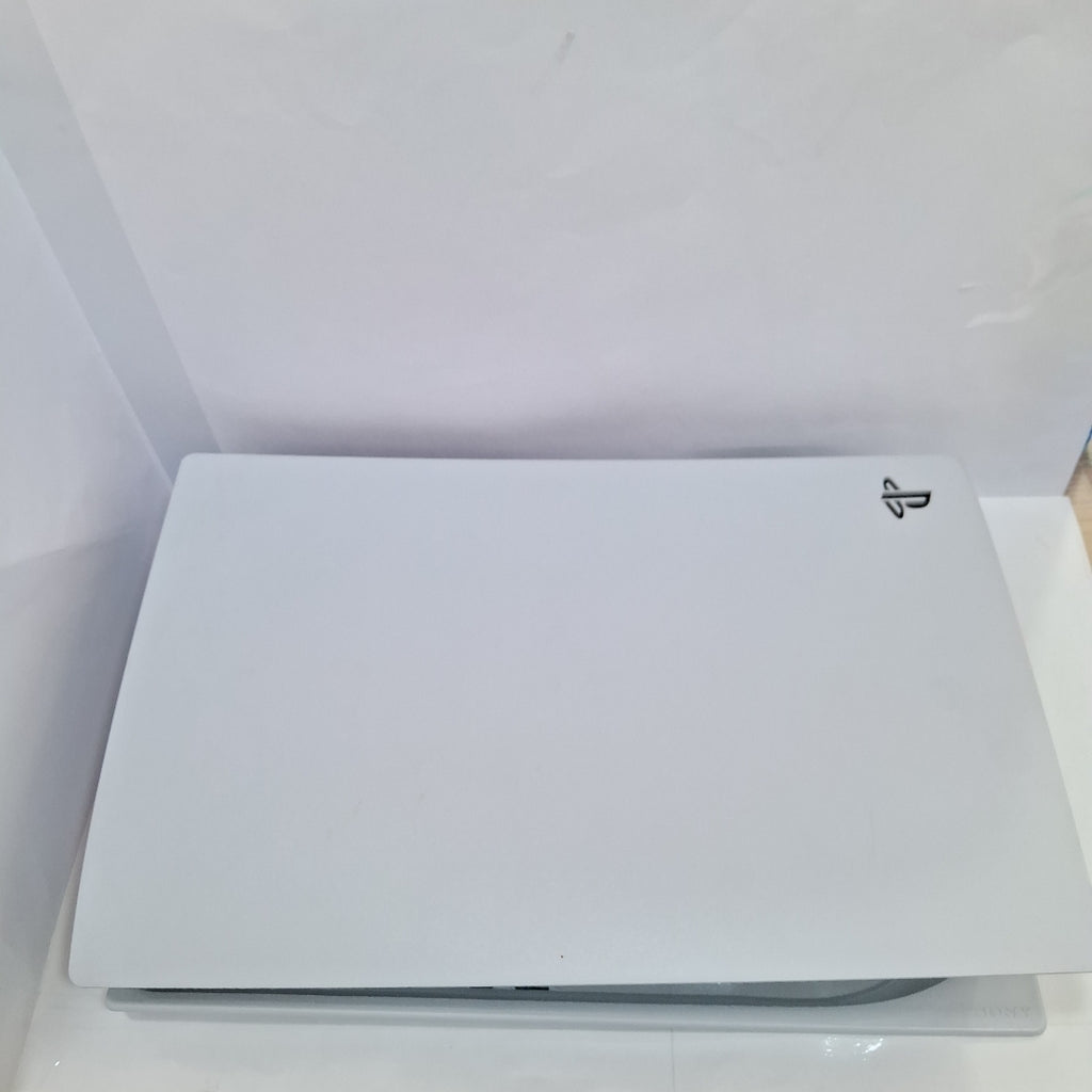 CONSOLA DE VIDEOJUEGO SONY PS5 825 SSD (SEMINUEVO)