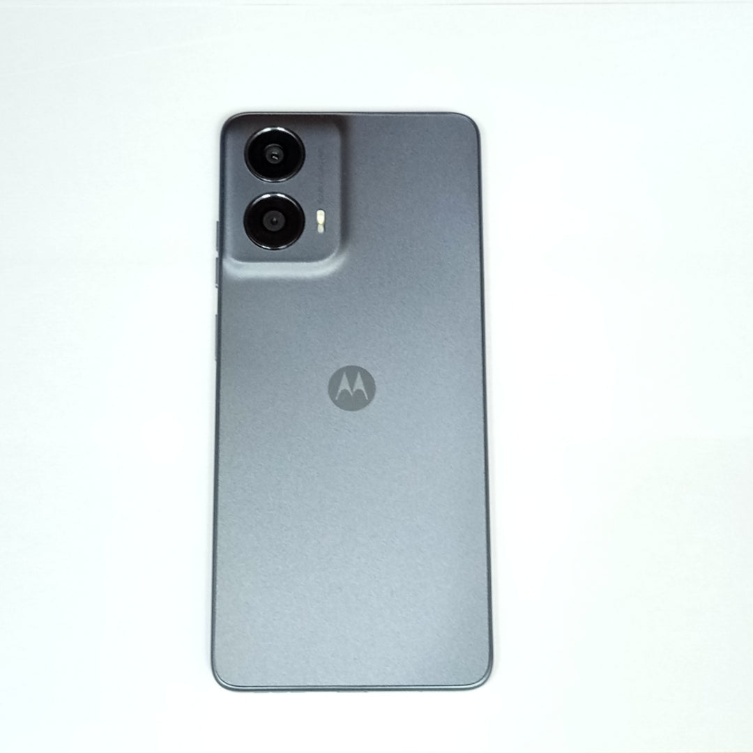 CELULAR MOTOROLA MOTO G24 XT2423-1 (2024) 128 GB 4 GB RAM (SEMINUEVO)
