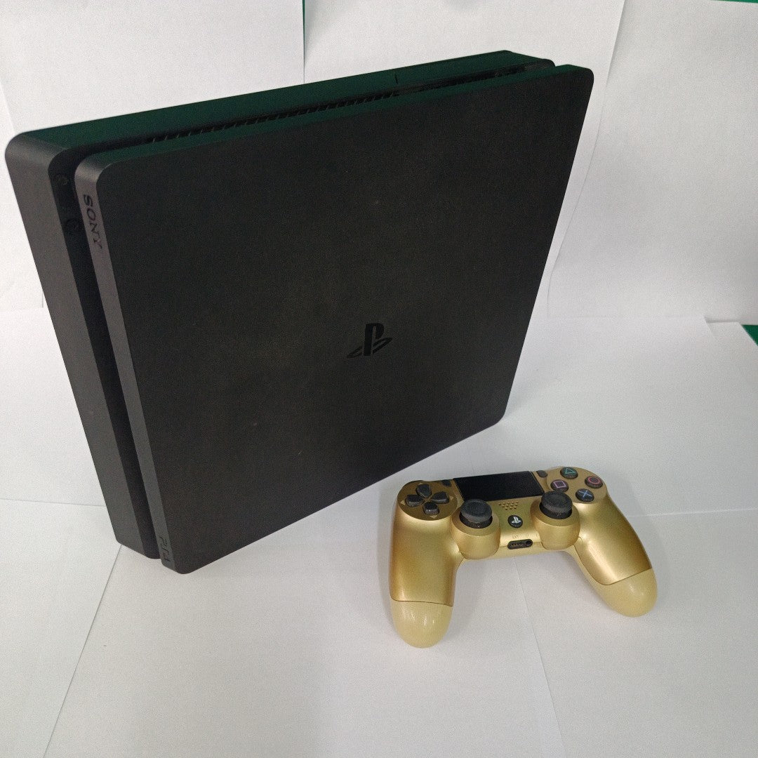 CONSOLA DE VIDEOJUEGO SONY PS4 SLIM 1 TB (SEMINUEVO)