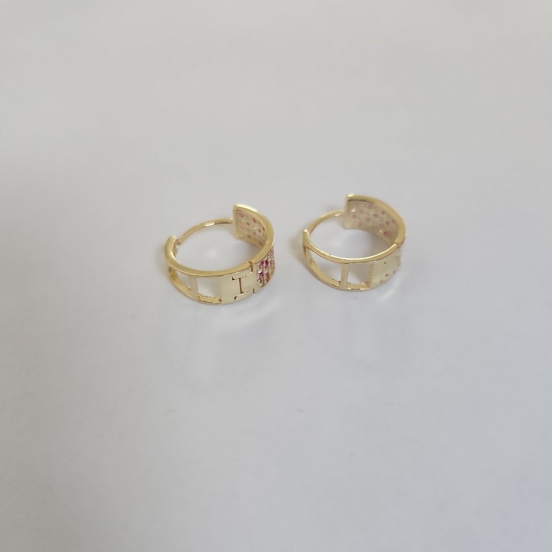 HUGGIES ORO 14K 2.6 (NUEVO)