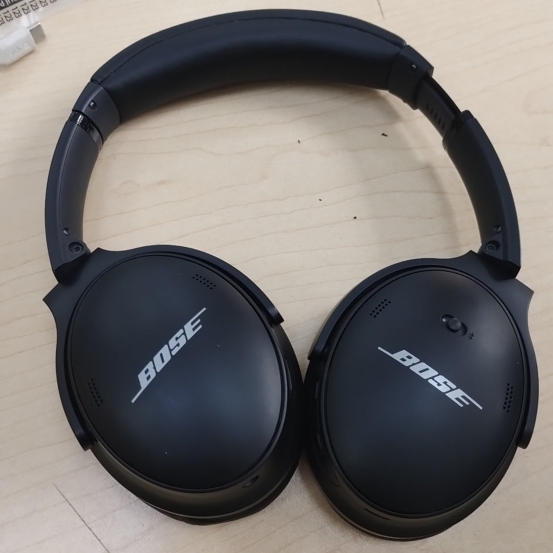 AUDIFONOS BOSE QUIETCOMFORT 45 INALAMBRICO OVER EAR (SEMINUEVO)