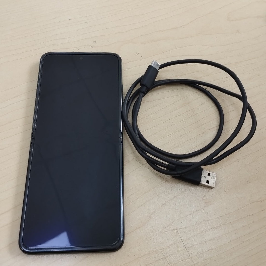 CELULAR MOTOROLA RAZR XT2323-2 (2023) 128 GB 8 GB RAM (SEMINUEVO)