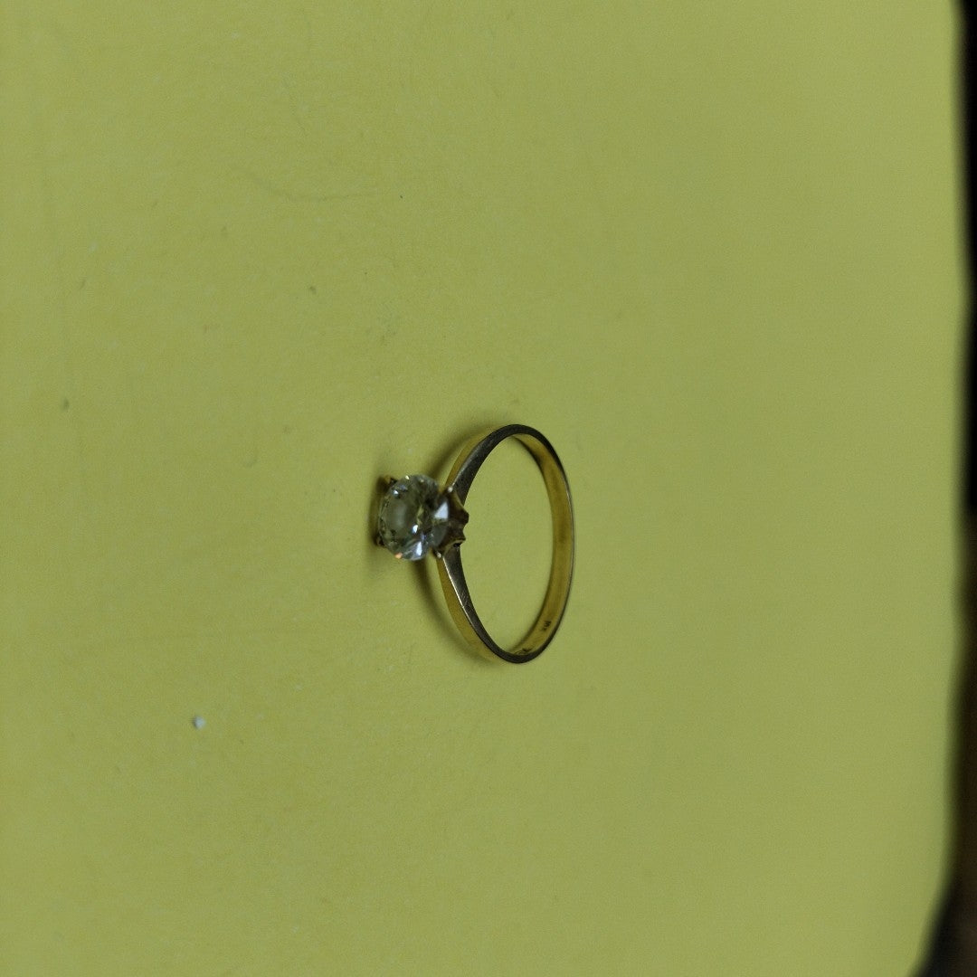 SOLITARIO ORO 10 K 1,50 GRMS (SEMINUEVO)