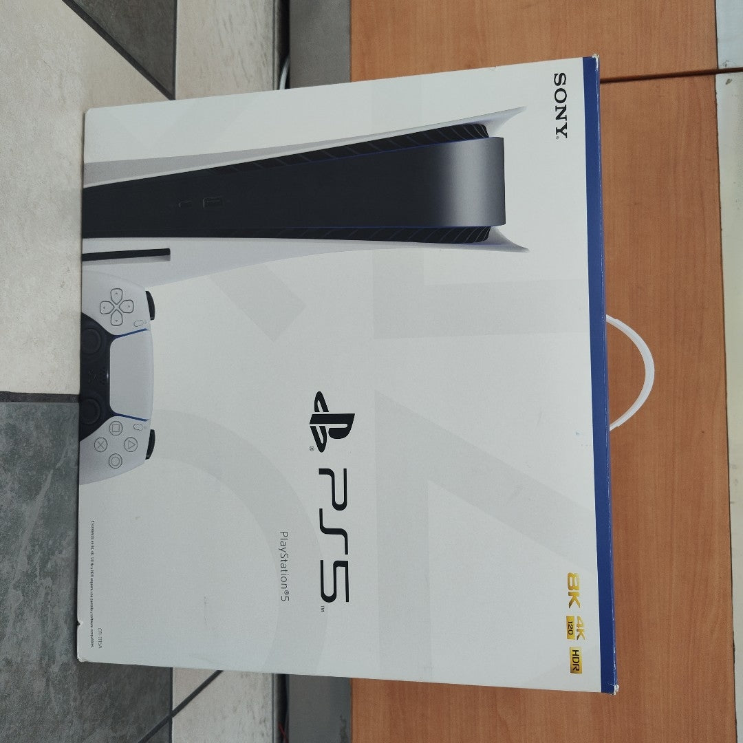CONSOLA DE VIDEOJUEGO SONY PS5 825 SSD