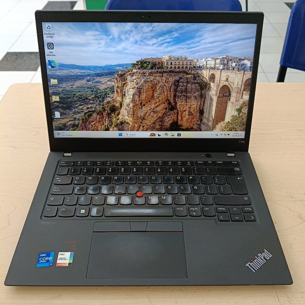 LAPTOP LENOVO THINKPAD T14S GEN 2 (2022) 512 GB SSD 16 GB RAM
