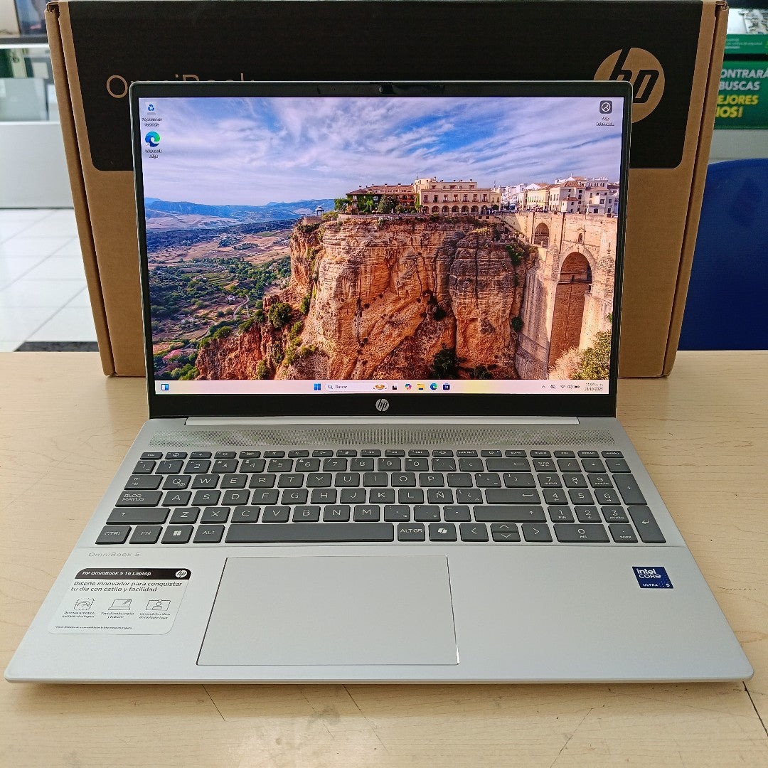 LAPTOP HP OMNIBOOK 5 AI 16-AF1050LA (2025) 1 TB SSD 16 GB RAM