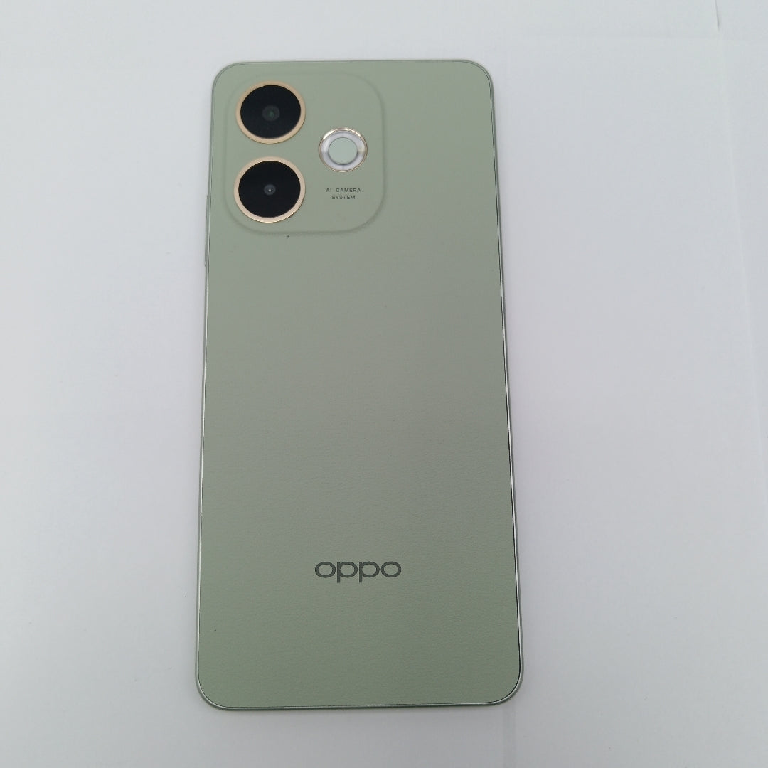 CELULAR OPPO  A5 PRO CPH2711 (2025) 256 GB 8 GB RAM (SEMINUEVO)