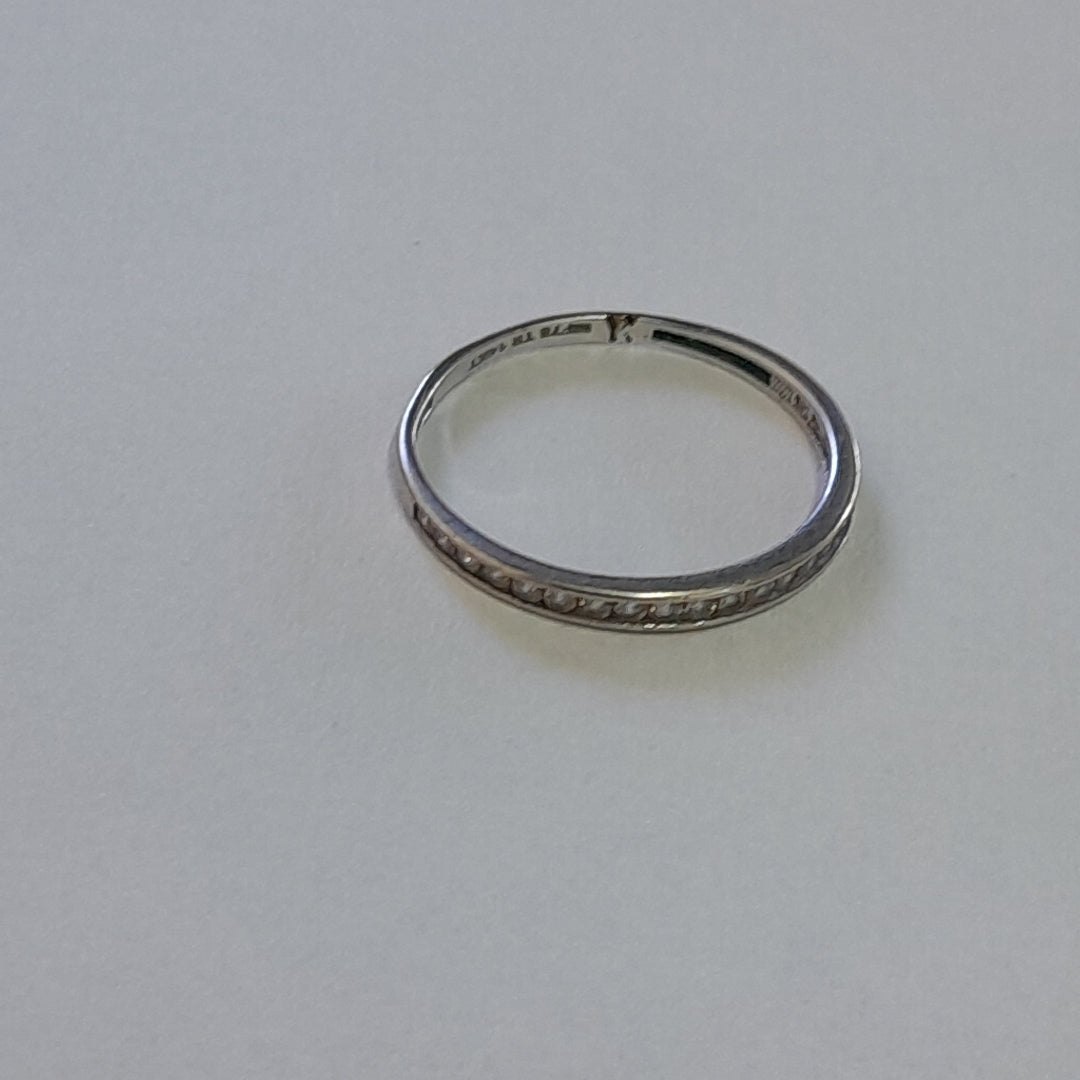 ANILLITO. ORO. 14 K 1 GRMS (SEMINUEVO)