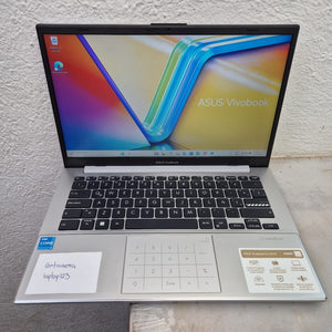 LAPTOP ASUS VIVOBOOK GO 14 E1404GA-NK113W (2024) 512 GB SSD 8 GB RAM (SEMINUEVO)