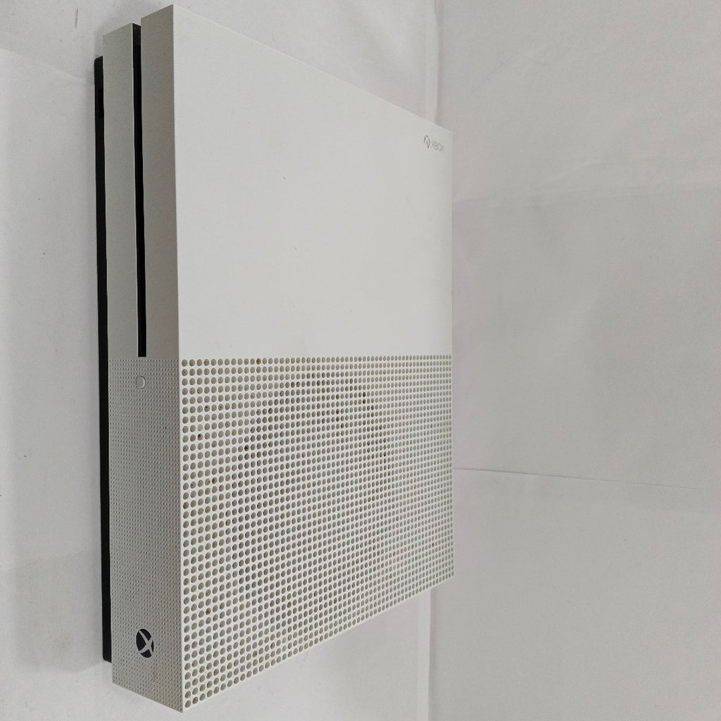CONSOLA DE VIDEOJUEGO MICROSOFT XBOX ONE S 1 TB (SEMINUEVO)
