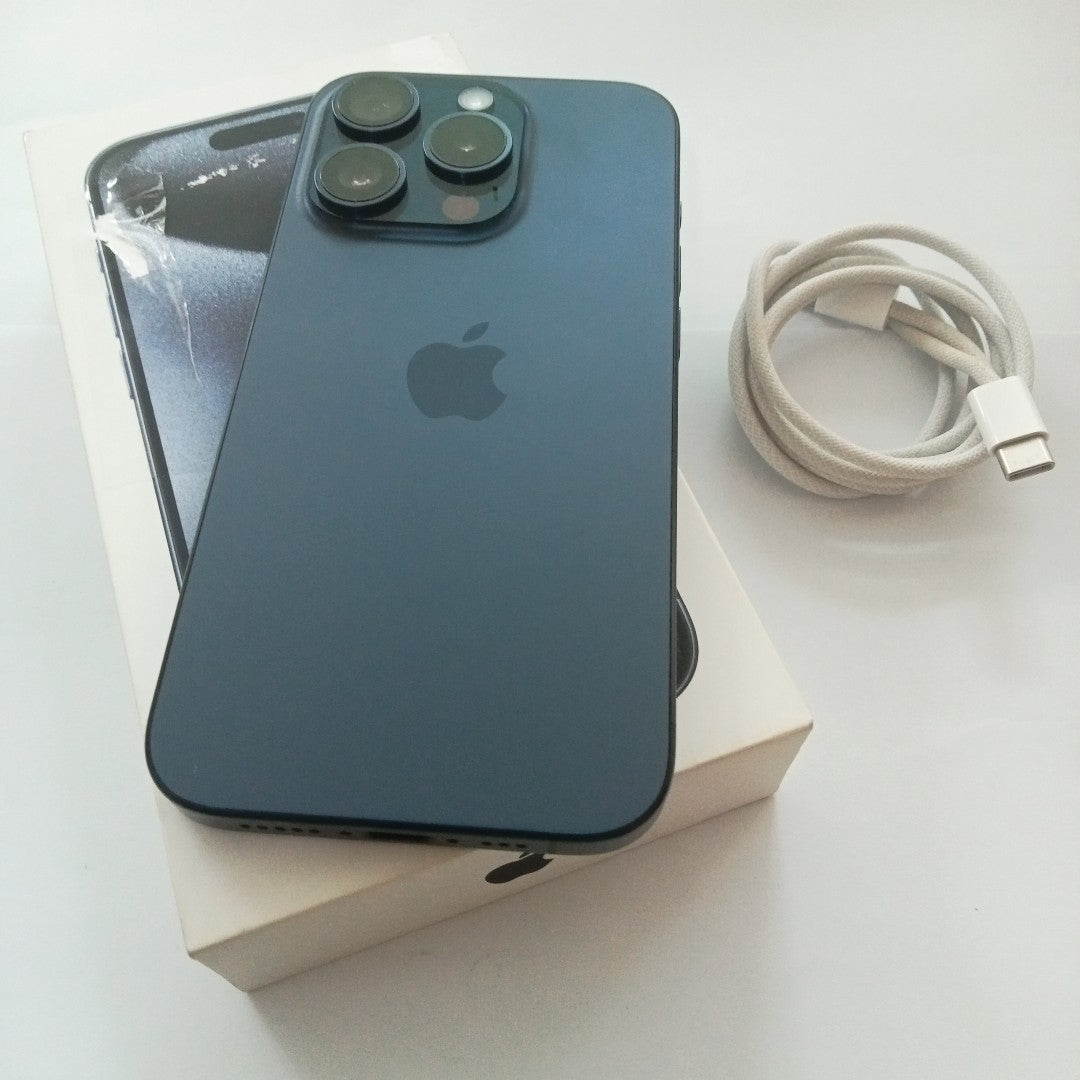 CELULAR APPLE IPHONE 15 PRO A3101 128 GB 8 GB RAM (SEMINUEVO)
