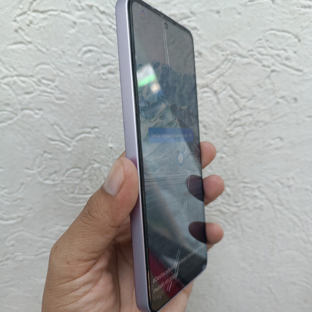 CELULAR OPPO  RENO 13F 5G CPH2699 (2025) 256 GB 12 GB RAM (SEMINUEVO)