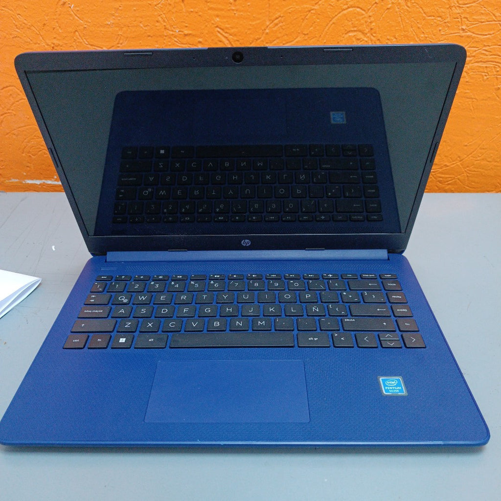 LAPTOP HP 14-DQ0525LA (2023) 256 GB SSD 8 GB RAM (SEMINUEVO)