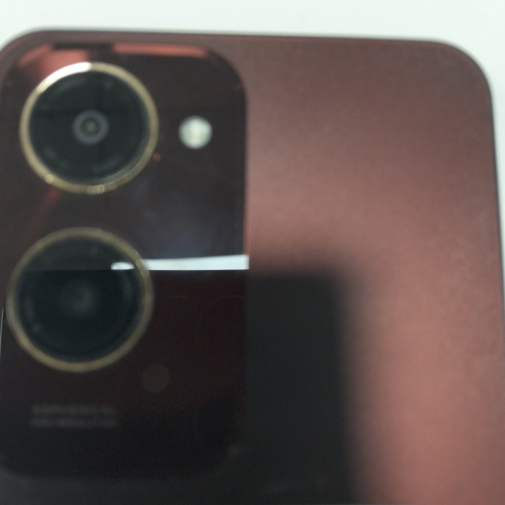 CELULAR VIVO Y18 V2333 128 GB 6 GB (SEMINUEVO)