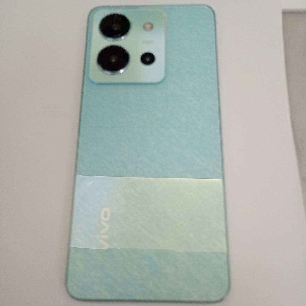 CELULAR VIVO Y36 V2247 256 GB 8 GB RAM (SEMINUEVO)