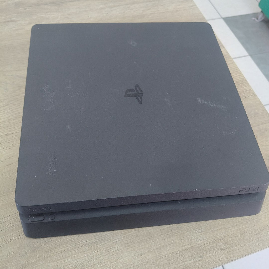 CONSOLA DE VIDEOJUEGO SONY PS4 SLIM 1 TB (SEMINUEVO)